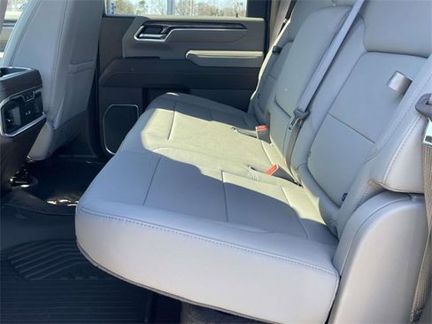 New 2026 Chevrolet Silverado 2500 LTZ w/ LTZ Premium Package image 9