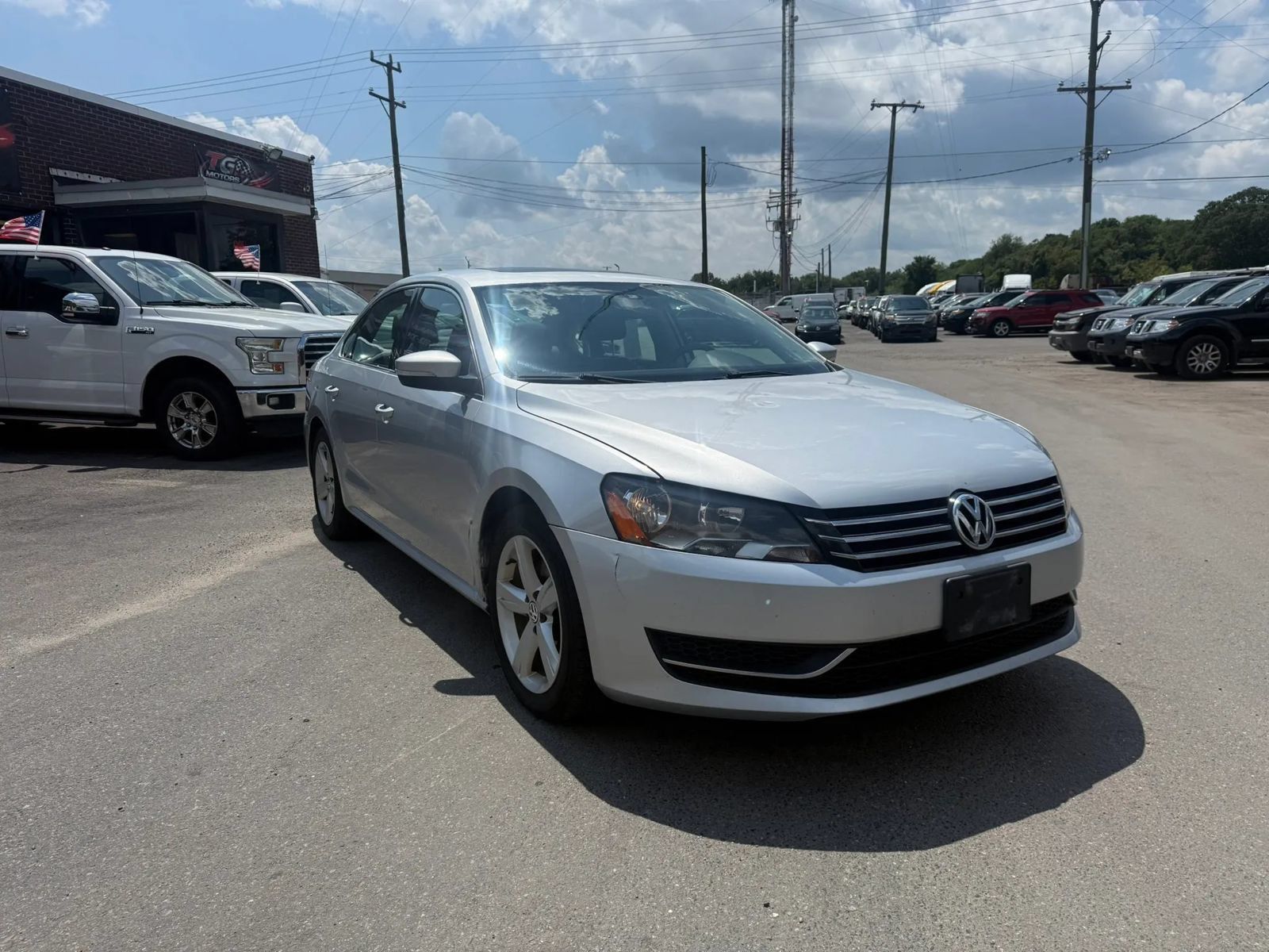 Used 2013 Volkswagen Passat 2.5 SE FWD image 7