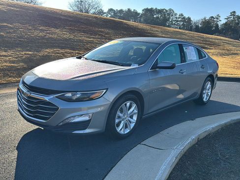Used 2024 Chevrolet Malibu LT image 1