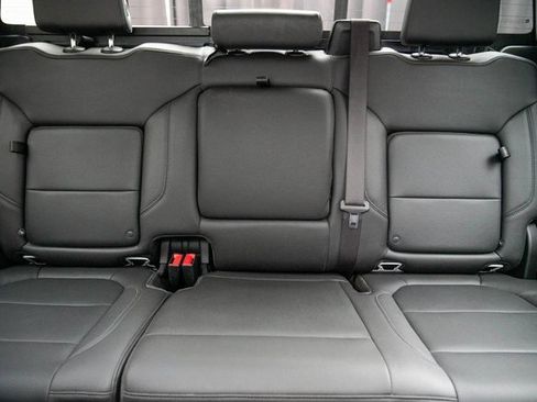 Used 2023 Chevrolet Silverado 2500 LTZ w/ LTZ Convenience Package image 25