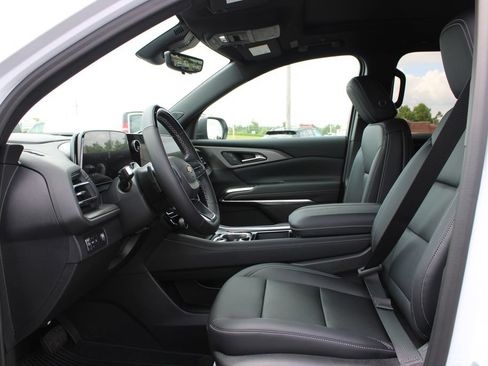 New 2026 Chevrolet Traverse LT w/ Enhanced Driving Package FWD image 22