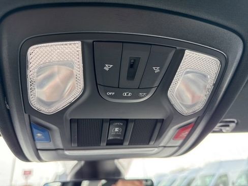 Used 2022 RAM 1500 Big Horn w/ Night Edition image 26