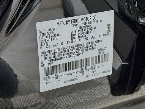 Used 2024 Ford Explorer XLT w/ Equipment Group 202A image 30