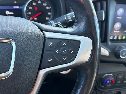 Used 2020 GMC Terrain SLT image 17