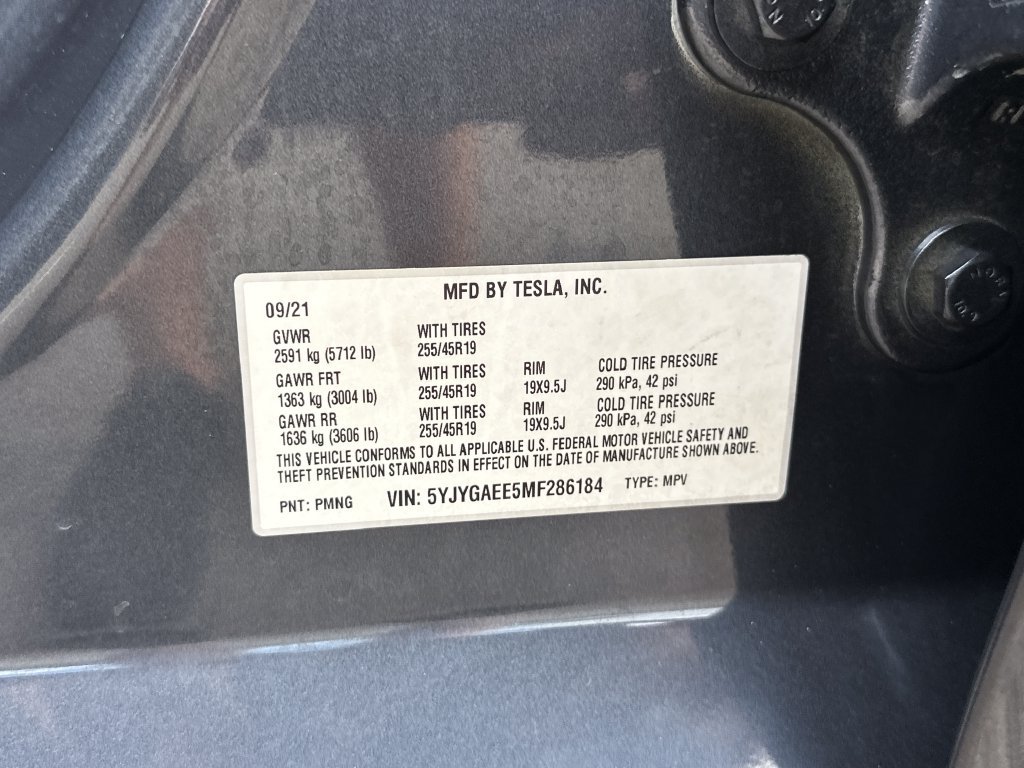 Used 2021 Tesla Model Y Long Range AWD/4WD image 23