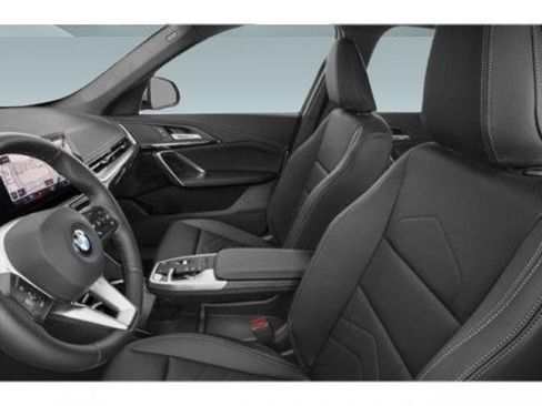 Used 2025 BMW X1 xDrive28i w/ Convenience Package image 14