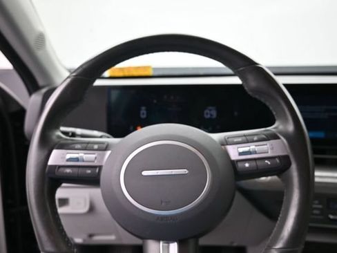 Used 2024 Hyundai Kona SEL AWD/4WD image 15