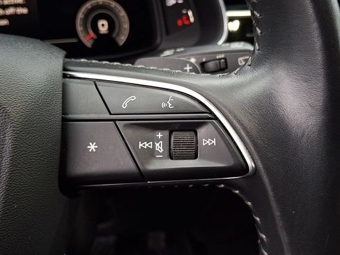 Used 2020 Audi Q8 Premium Plus w/ Premium Plus Package AWD/4WD image 24
