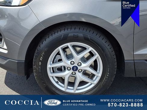 Certified 2022 Ford Edge SEL w/ Convenience Package AWD/4WD image 8