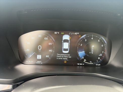 Used 2020 Volvo S60 T5 Momentum w/ Protection Package FWD image 22