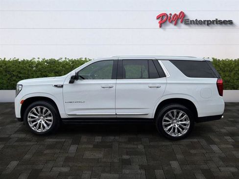 Used 2023 GMC Yukon Denali image 3