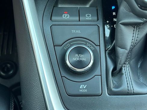 Certified 2025 Toyota RAV4 XLE Premium w/ Weather Package AWD/4WD image 31