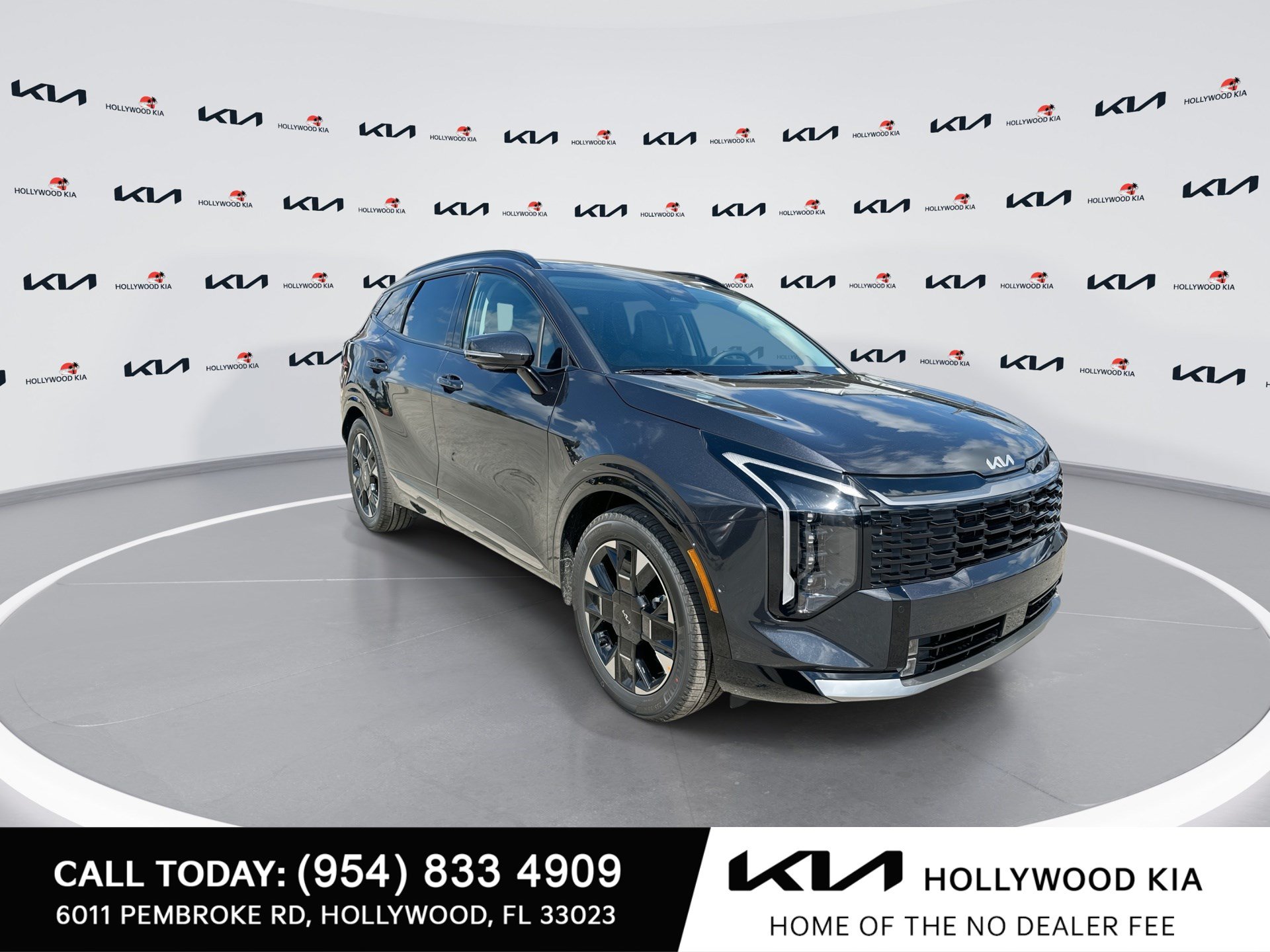 New 2026 Kia Sportage SX FWD image 2