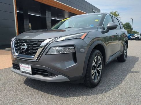 Used 2023 Nissan Rogue SV AWD/4WD image 8