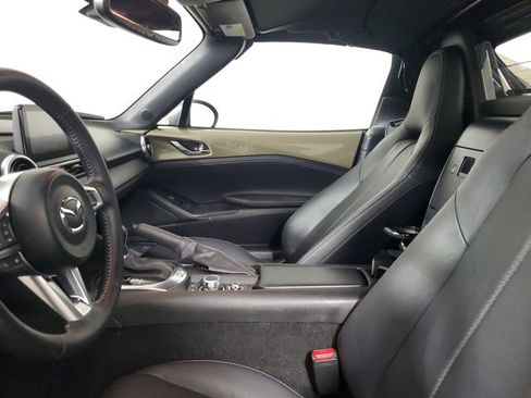 Used 2023 MAZDA MX-5 Miata Grand Touring w/ Weather Package image 13