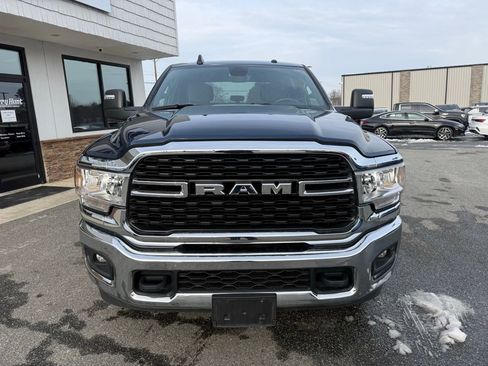 Used 2024 RAM 2500 Big Horn w/ Bed Utility Group image 10