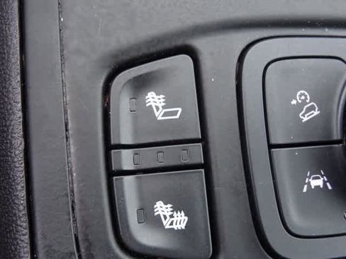 Used 2024 GMC Terrain SLT image 19