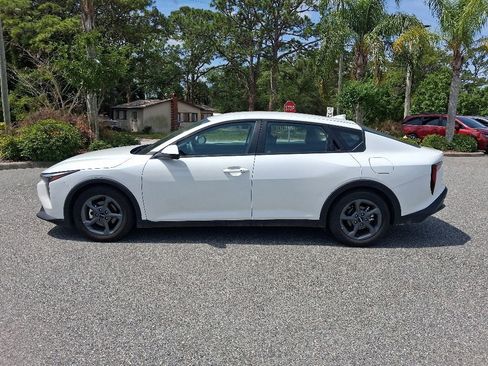 Used 2025 Kia K4 FWD image 8