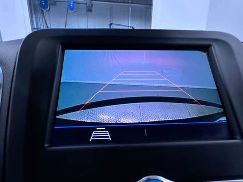 Used 2021 Chevrolet Equinox LT image 26