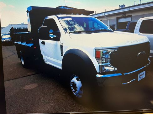 Used 2021 Ford F550 4x4 Regular Cab Super Duty image 2