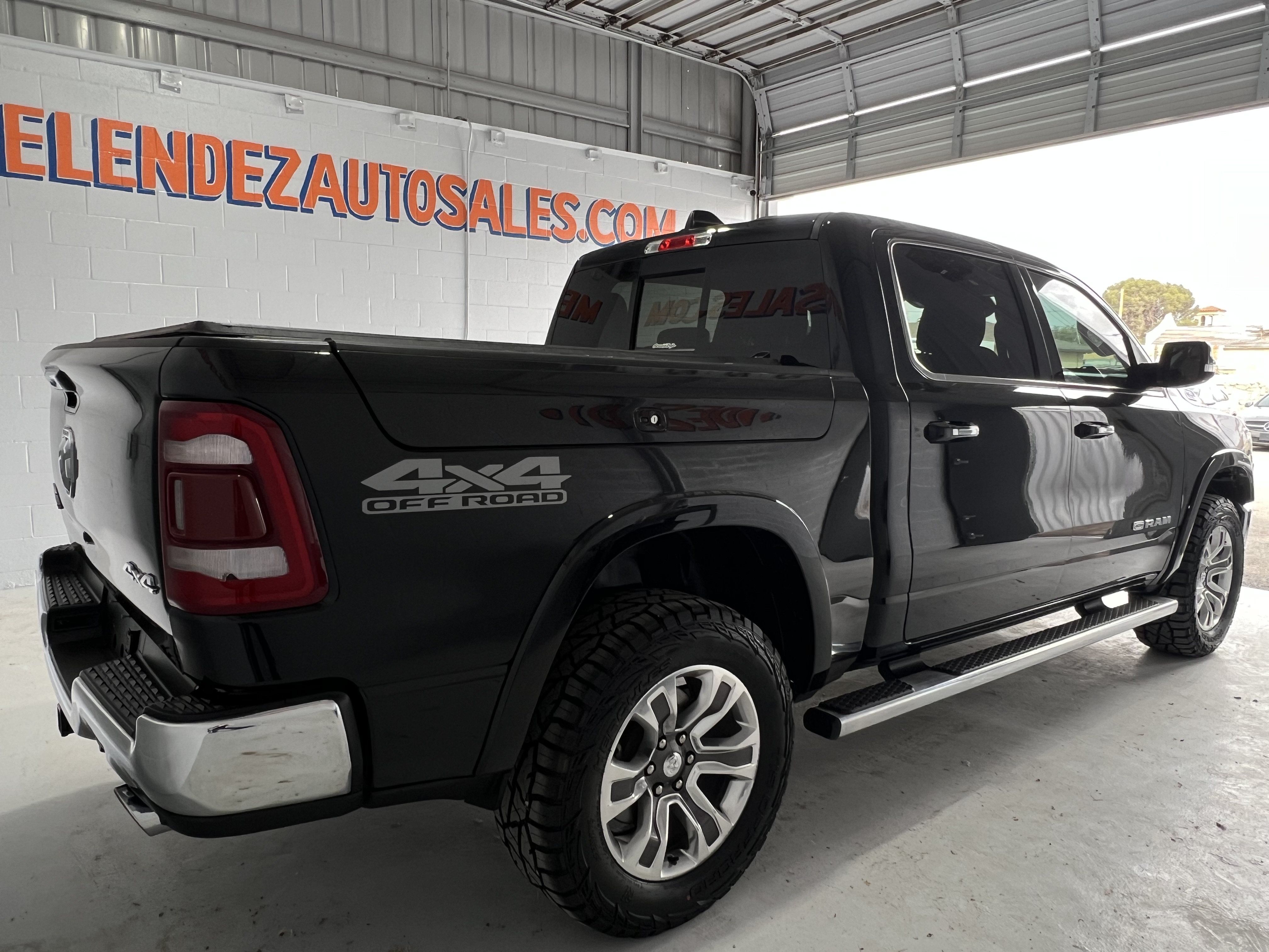 Used 2022 RAM 1500 Limited w/ Off Road Group AWD/4WD image 6