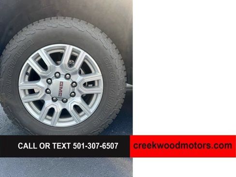 Used 2023 GMC Sierra 2500 SLT w/ SLT Convenience Package AWD/4WD image 18