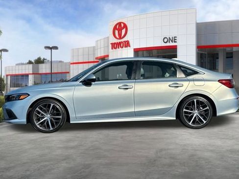 Used 2023 Honda Civic Touring image 8