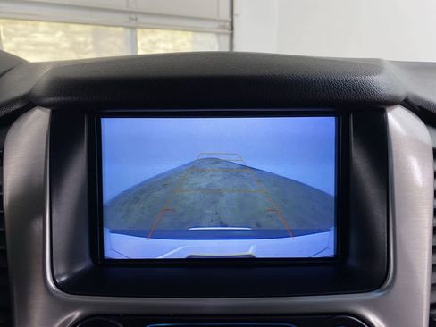 Used 2018 GMC Yukon SLT w/ Open Road Package image 24