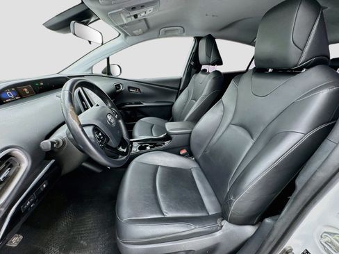 Used 2022 Toyota Prius Prime XLE FWD image 13