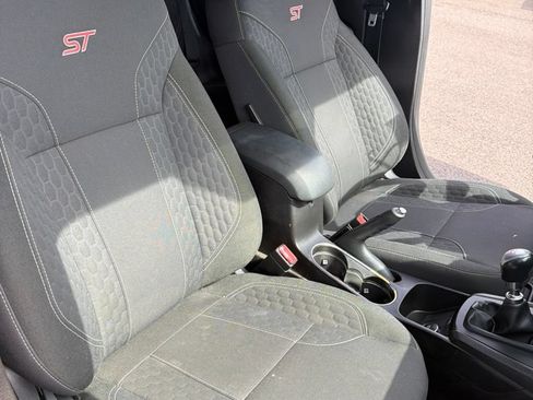 Used 2019 Ford Fiesta ST FWD image 18