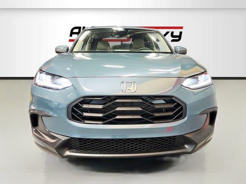 Used 2025 Honda HR-V LX image 2