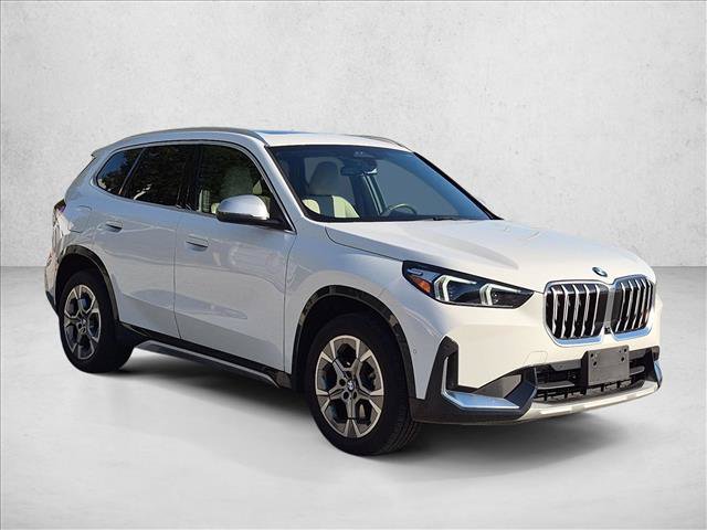 Used 2024 BMW X1 xDrive28i w/ Premium Package AWD/4WD image 3