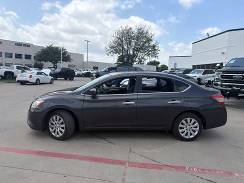 Used 2014 Nissan Sentra S FWD image 2