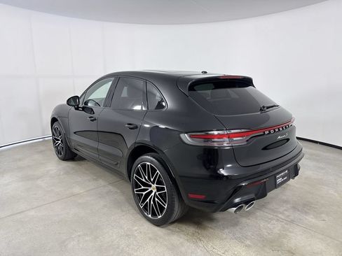 Certified 2022 Porsche Macan S w/ Premium Package Plus AWD/4WD image 3