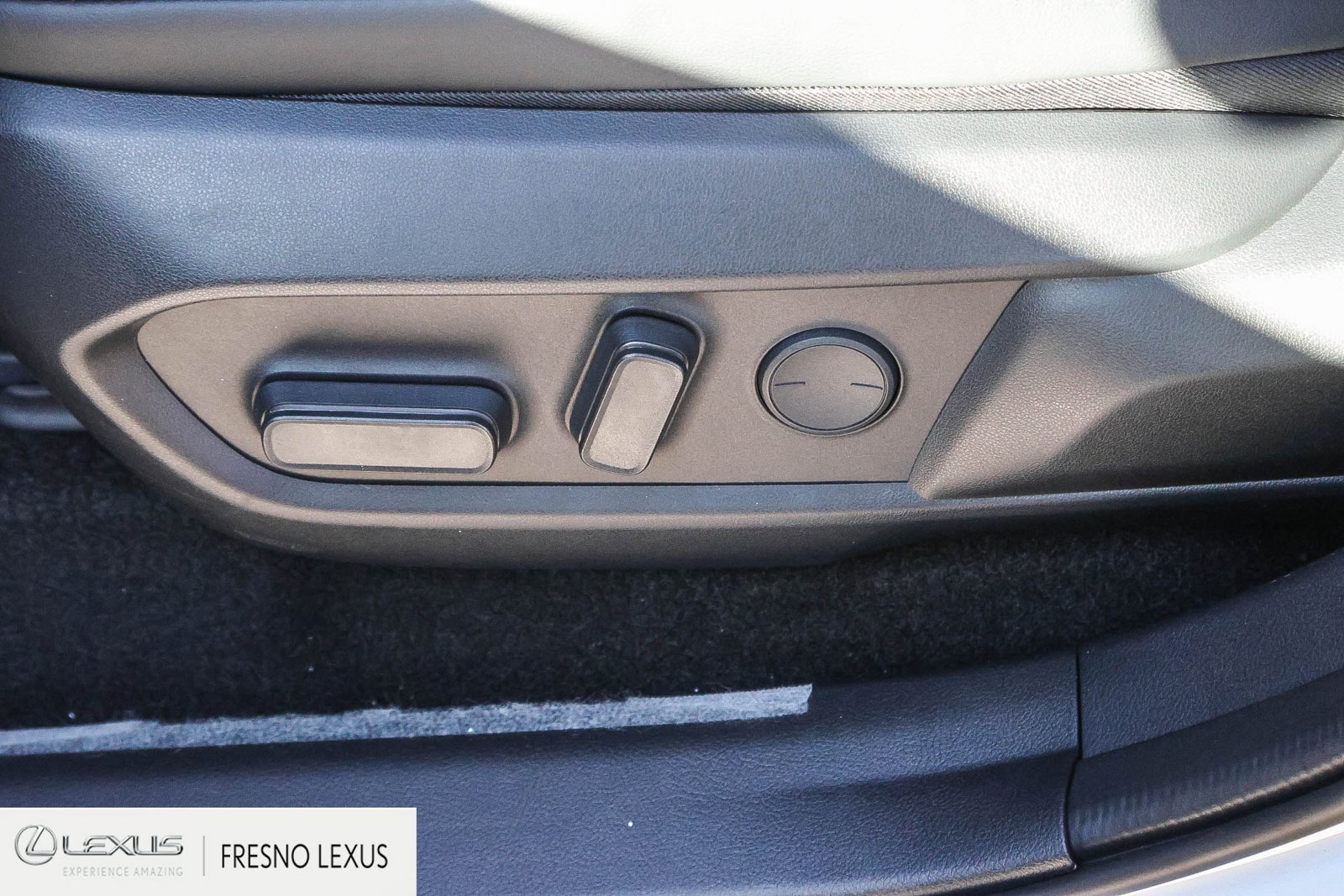 New 2026 Lexus ES 350h AWD image 21