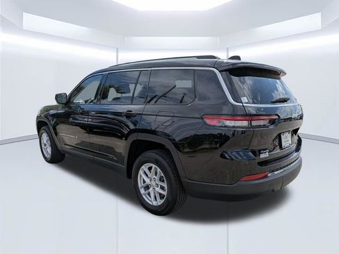 Used 2023 Jeep Grand Cherokee L Laredo image 6