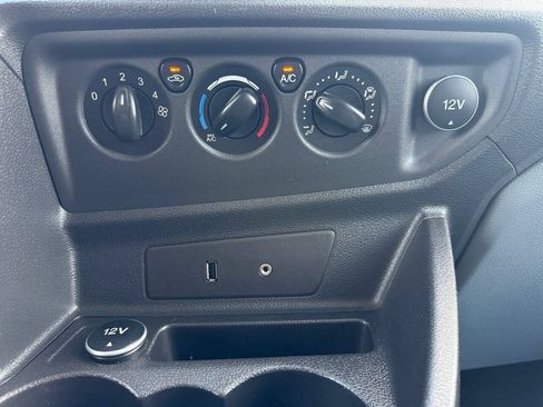 Used 2016 Ford Transit 350 XLT RWD image 36