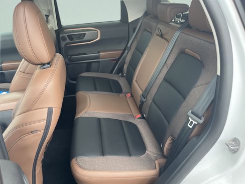 Used 2025 Ford Bronco Sport Outer Banks w/ Outer Banks Tech Package+ AWD/4WD image 30