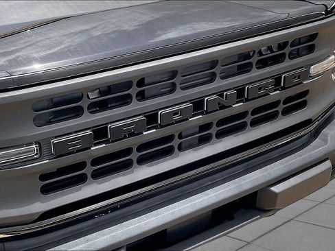 Used 2023 Ford Bronco 4-Door AWD/4WD image 29
