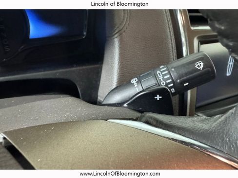 Used 2015 Lincoln MKX AWD w/ Equipment Group 102A image 44