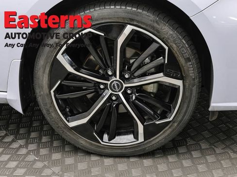 Used 2025 Nissan Altima 2.5 SR w/ SR Premium Package AWD/4WD image 31