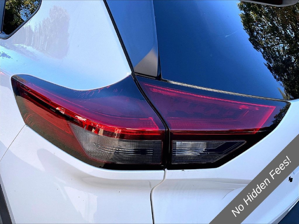 Used 2023 Nissan Rogue S AWD/4WD image 26