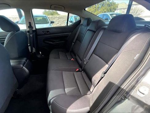 Certified 2025 Nissan Altima 2.5 S image 19