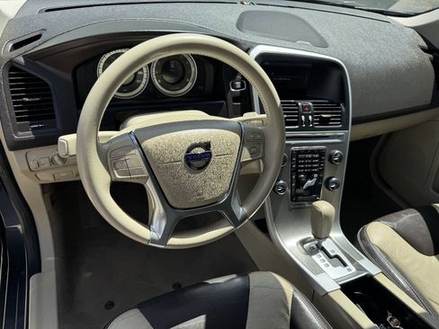 Used 2012 Volvo XC60 T6 AWD/4WD image 39