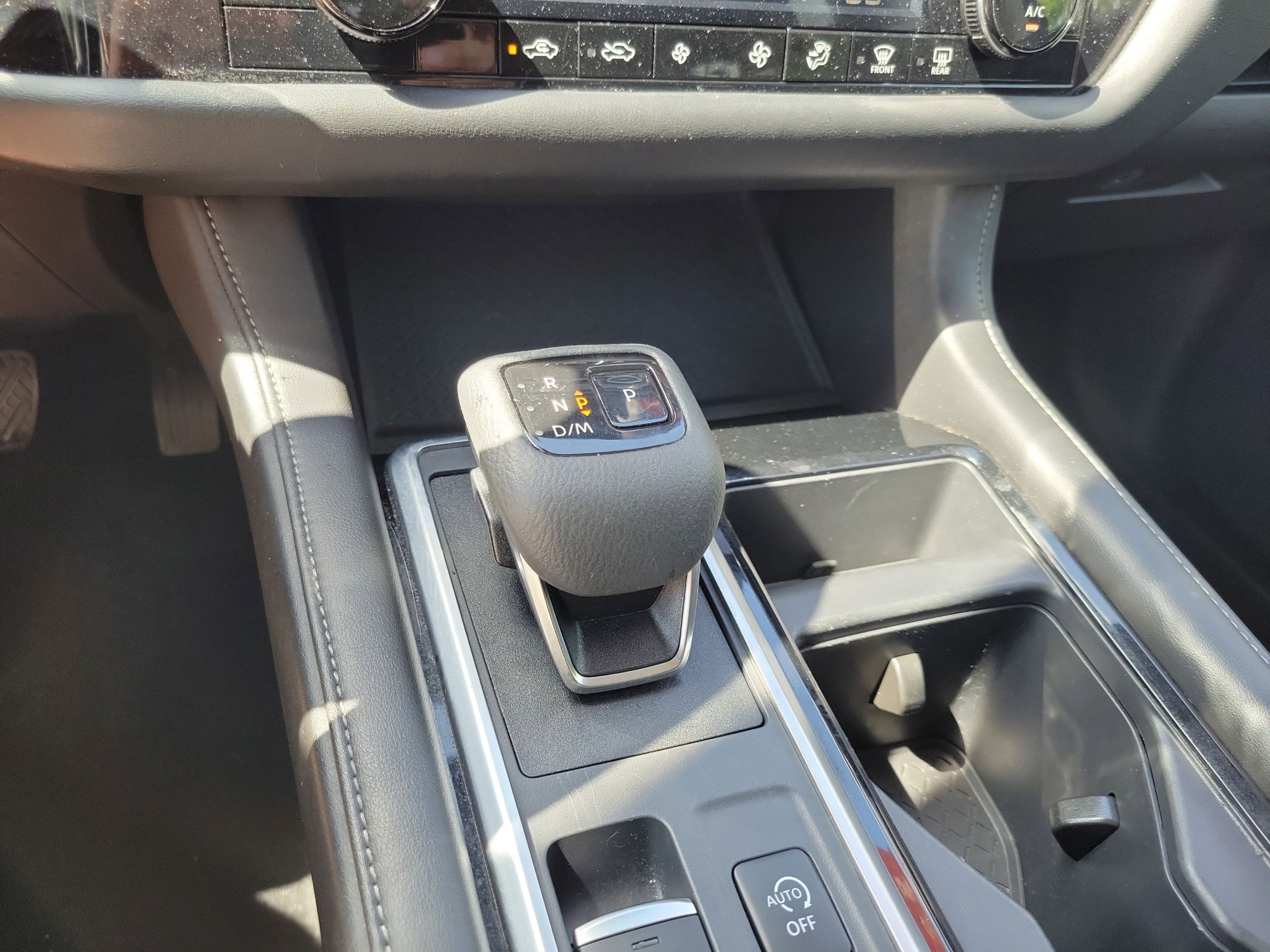 Certified 2024 Nissan Pathfinder SV FWD image 6
