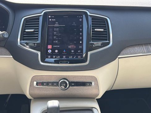 Used 2023 Volvo XC90 T8 Plus w/ Protection Package AWD/4WD image 20