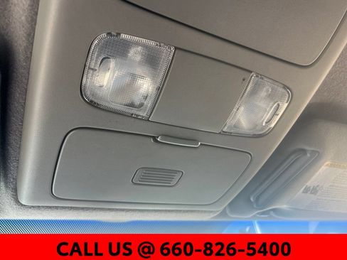 Used 2006 Toyota Tacoma PreRunner w/ SR5 Pkg #2 RWD image 14