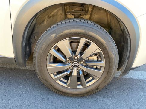Used 2022 Nissan Pathfinder S FWD image 14