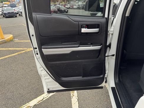 Used 2020 Toyota Tundra SR5 AWD/4WD image 11