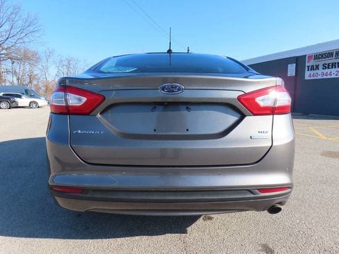 Used 2014 Ford Fusion SE w/ Equipment Group 202A image 7